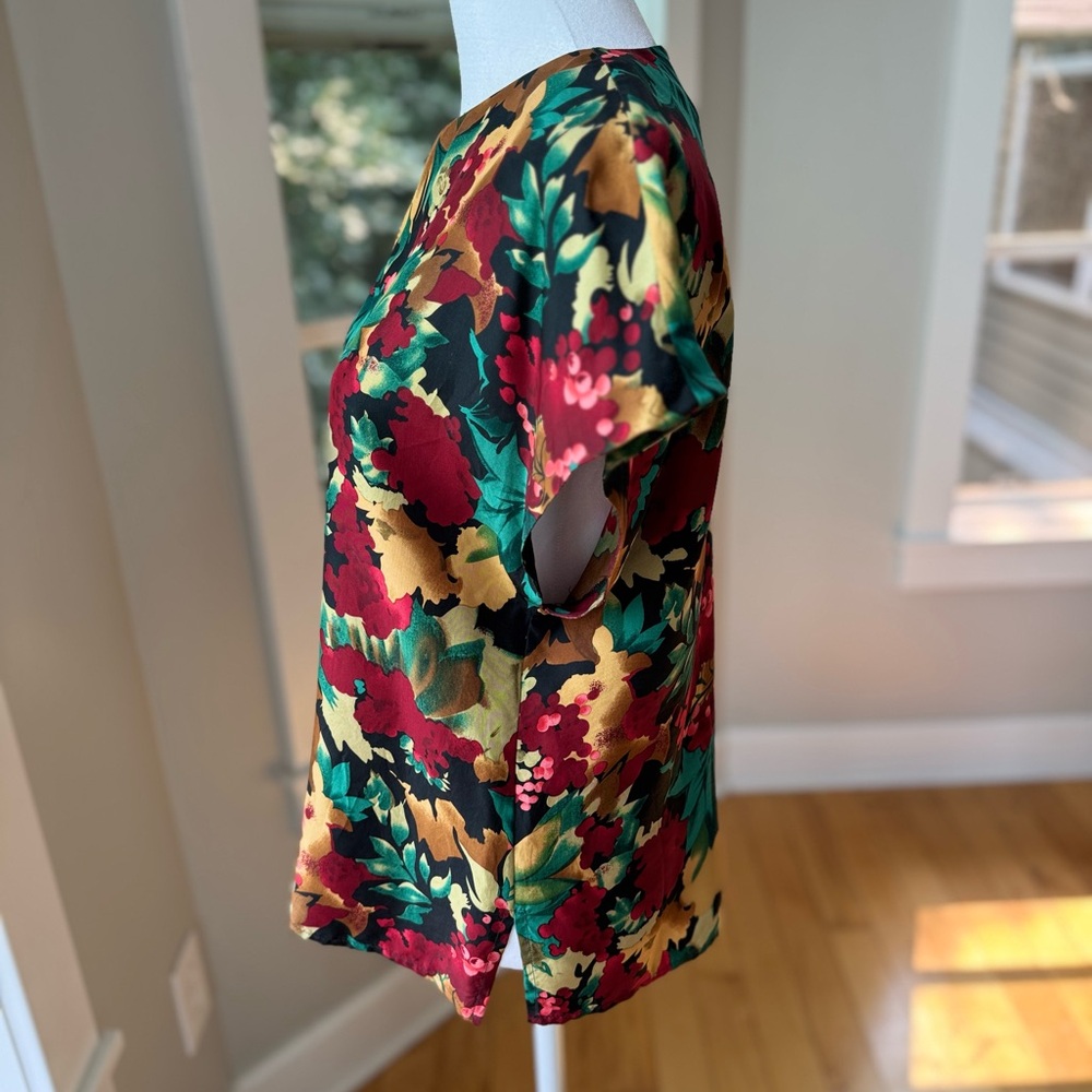 Vintage JH Collectibles Petite Colorful Silk Short Sleeve Shell Blouse Top Sz 8 - Picture 2 of 9